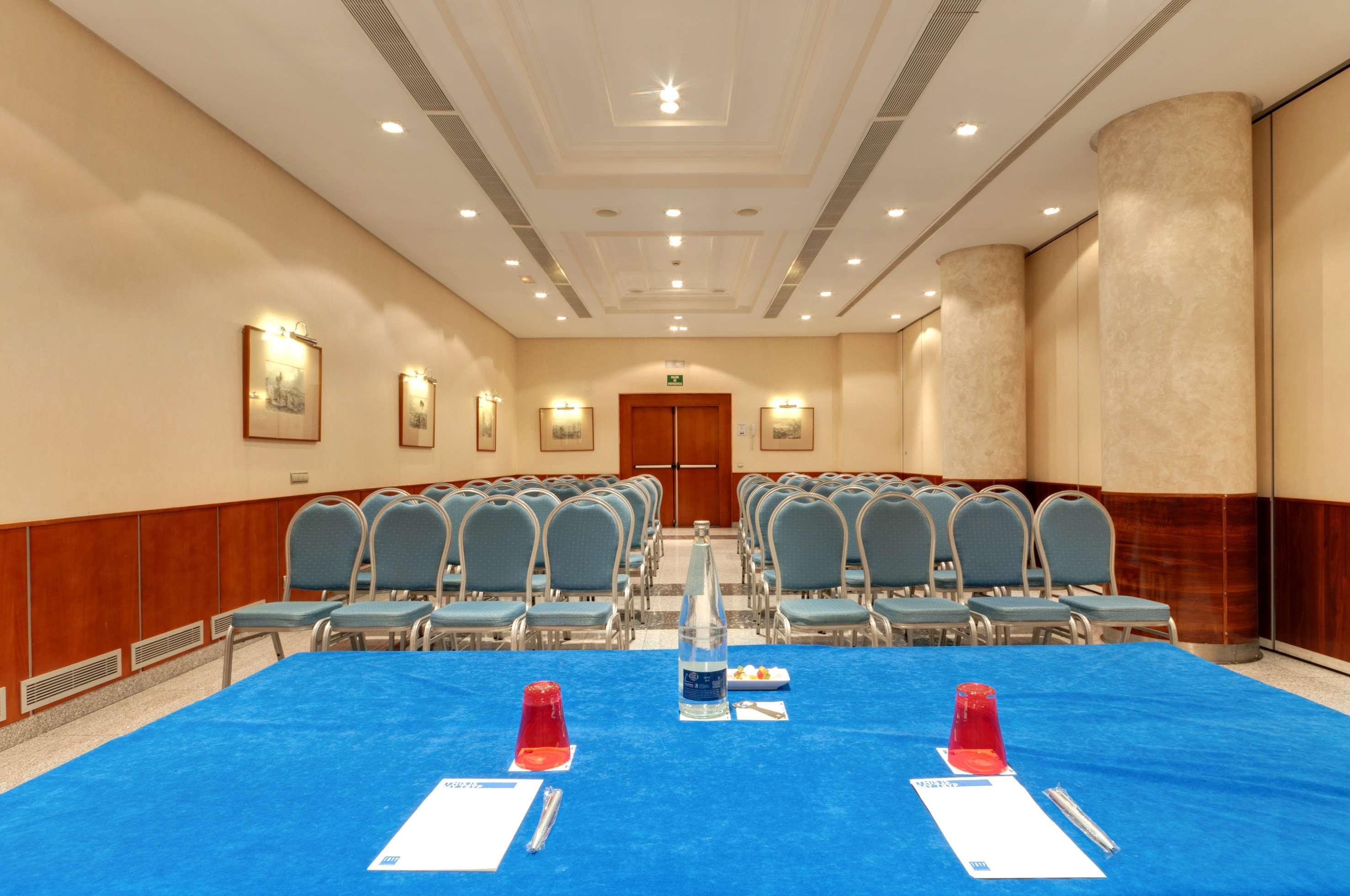 Hotel Zentral Leon Perniagaan gambar