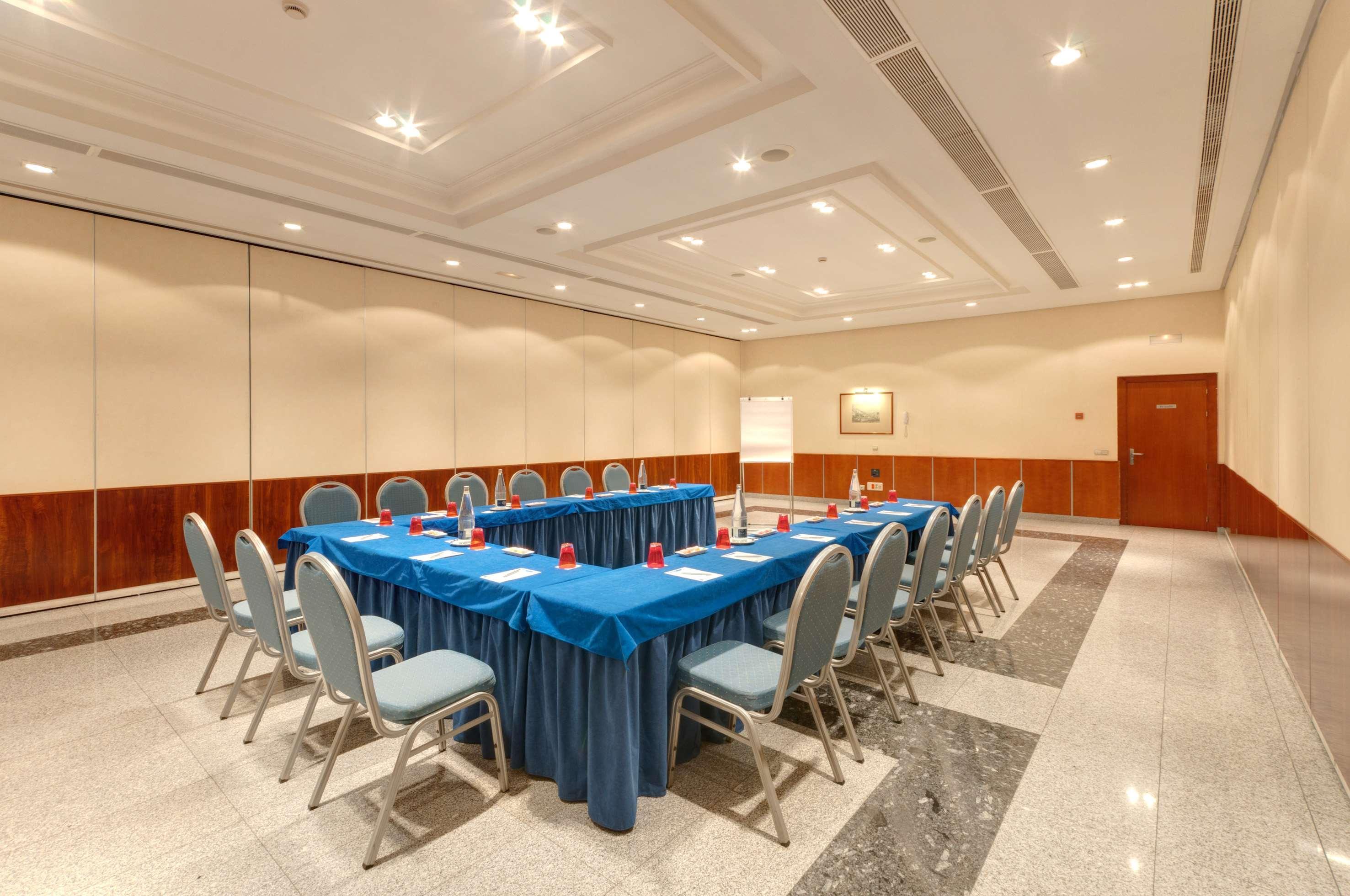 Hotel Zentral Leon Perniagaan gambar