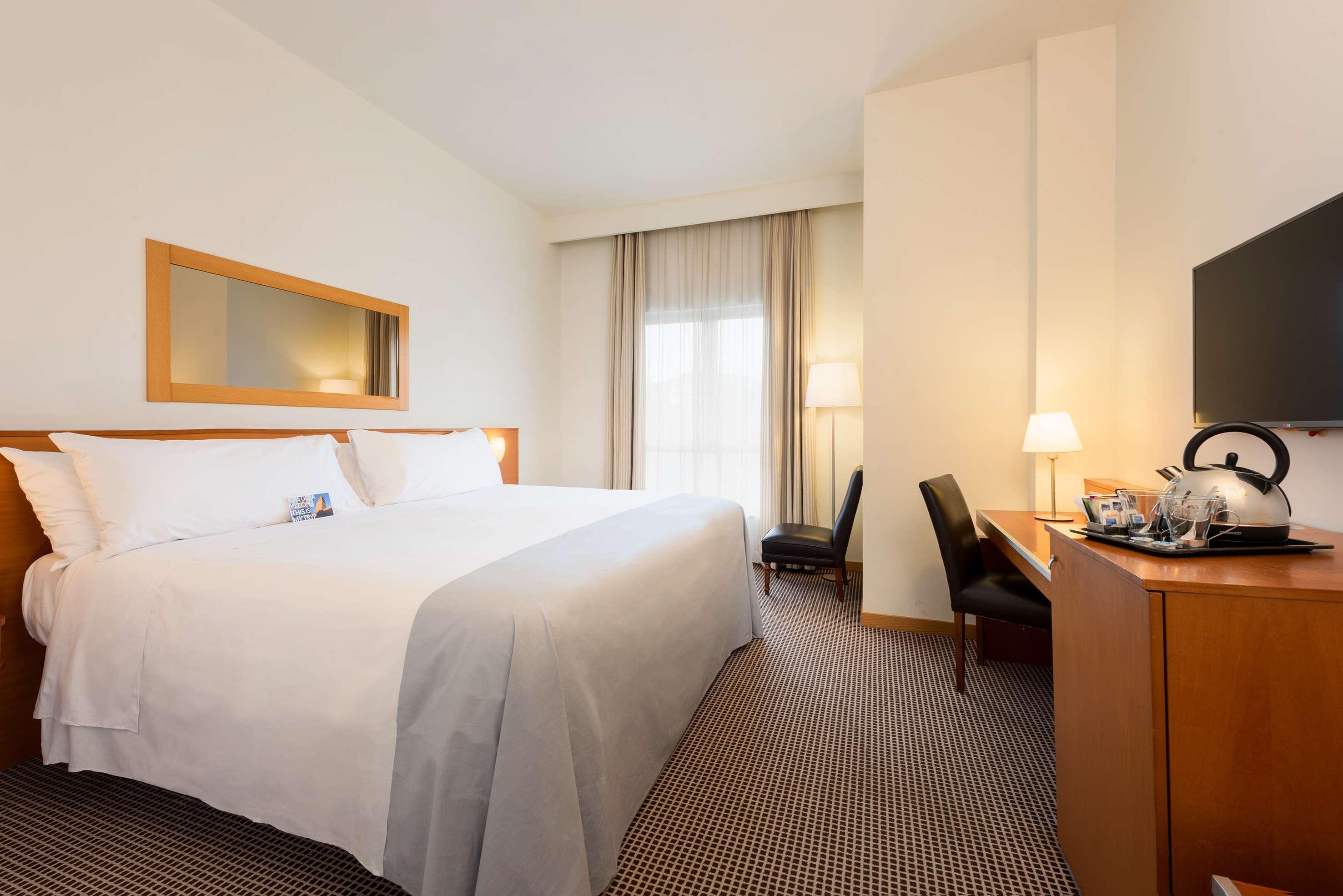 Hotel Zentral Leon Luaran gambar