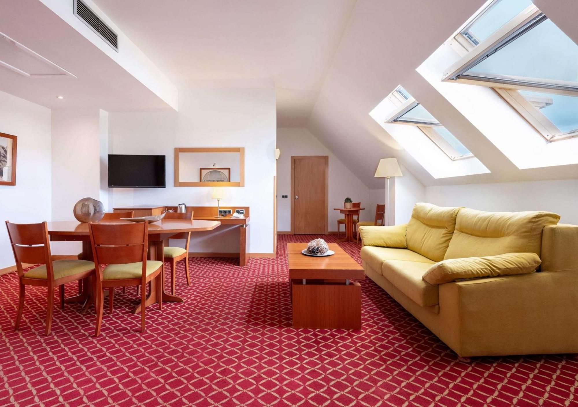 Hotel Zentral Leon Luaran gambar
