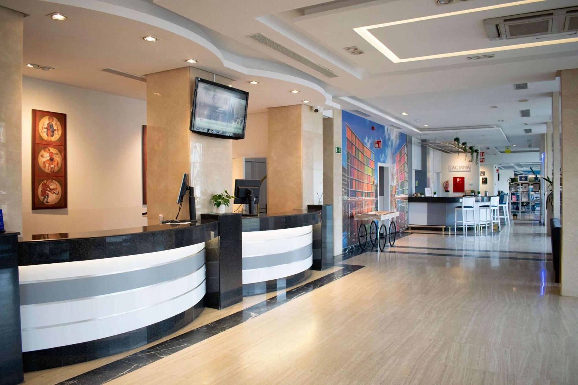 Hotel Zentral Leon Luaran gambar
