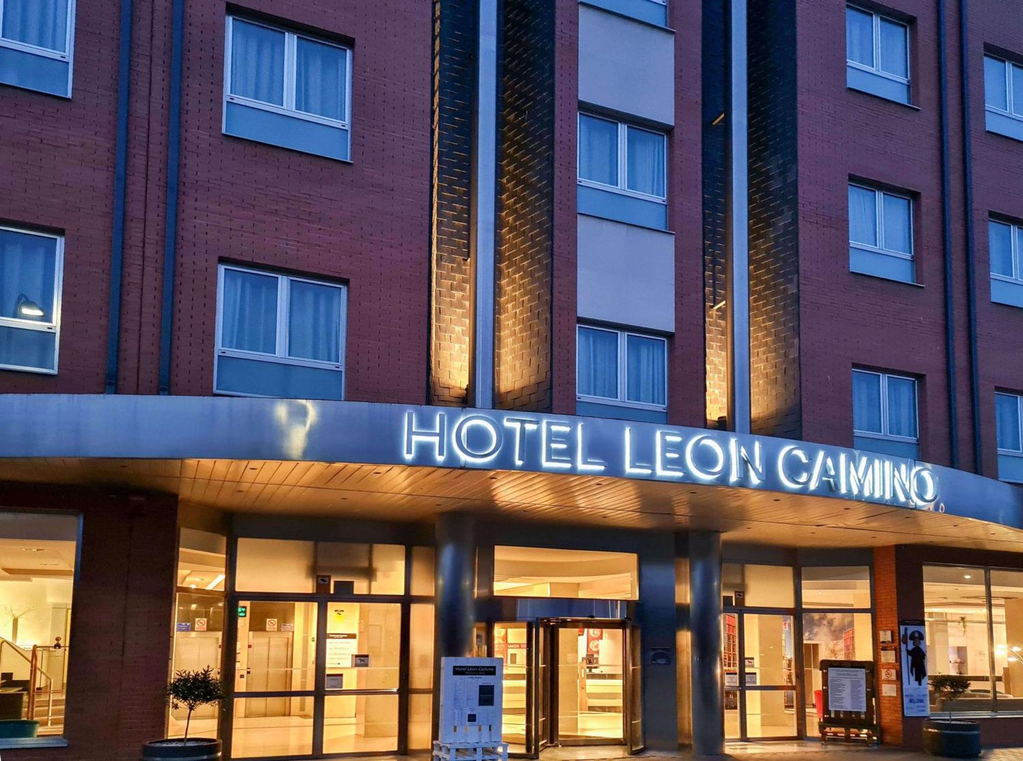 Hotel Zentral Leon Luaran gambar