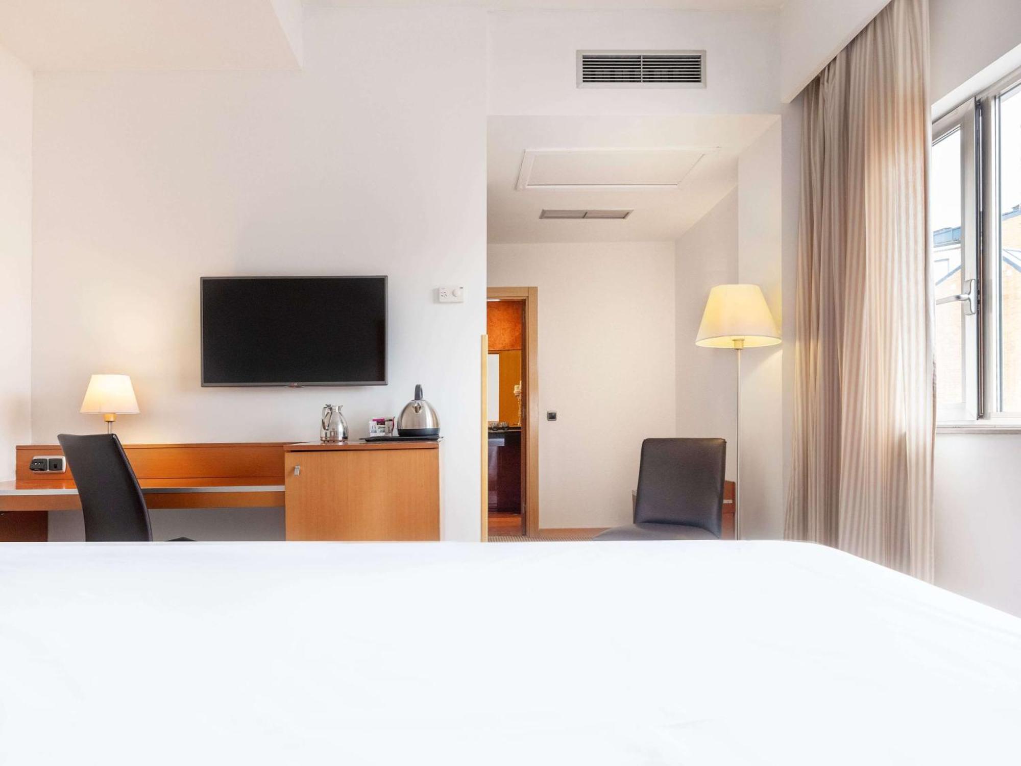 Hotel Zentral Leon Luaran gambar
