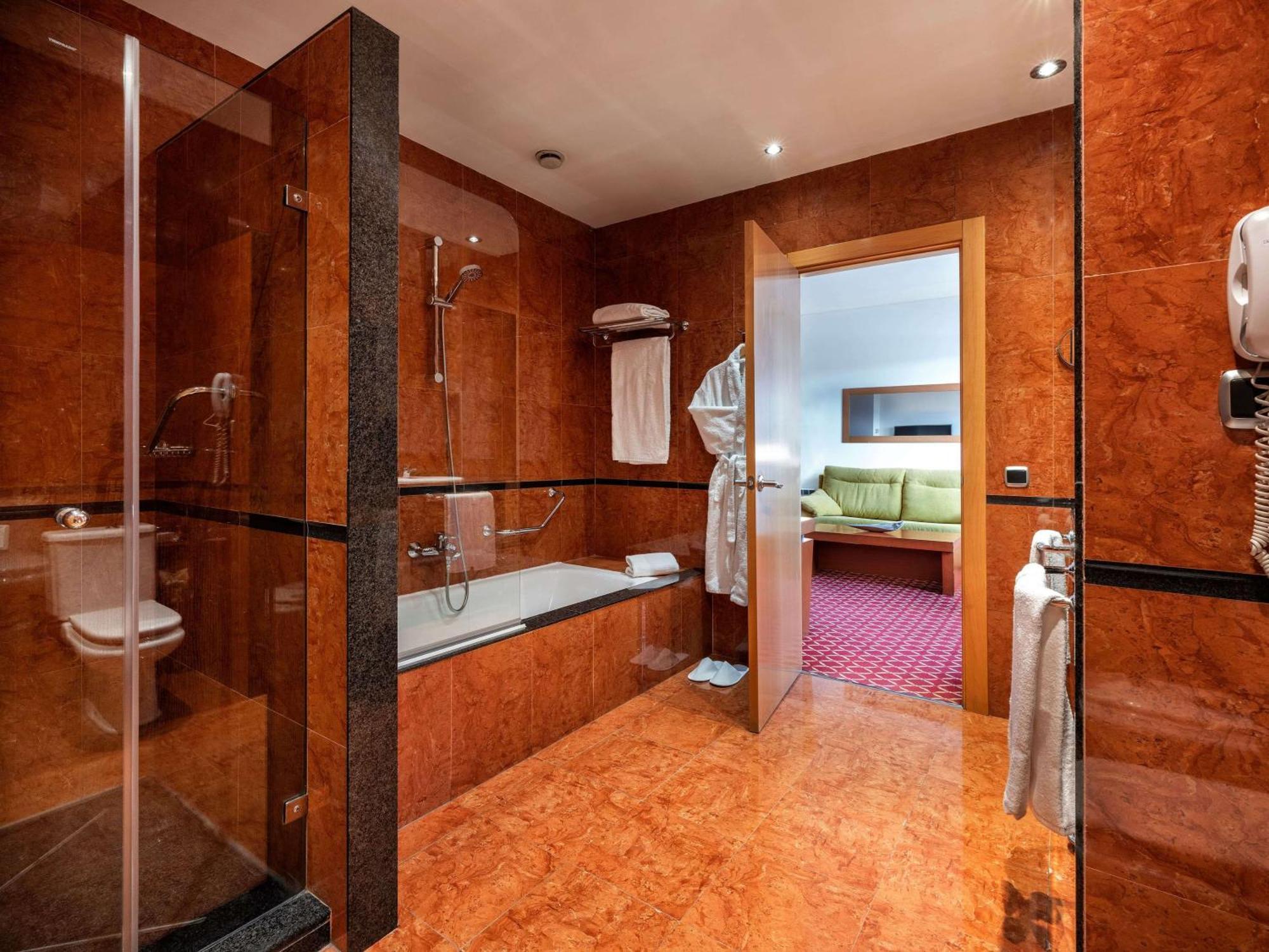 Hotel Zentral Leon Luaran gambar
