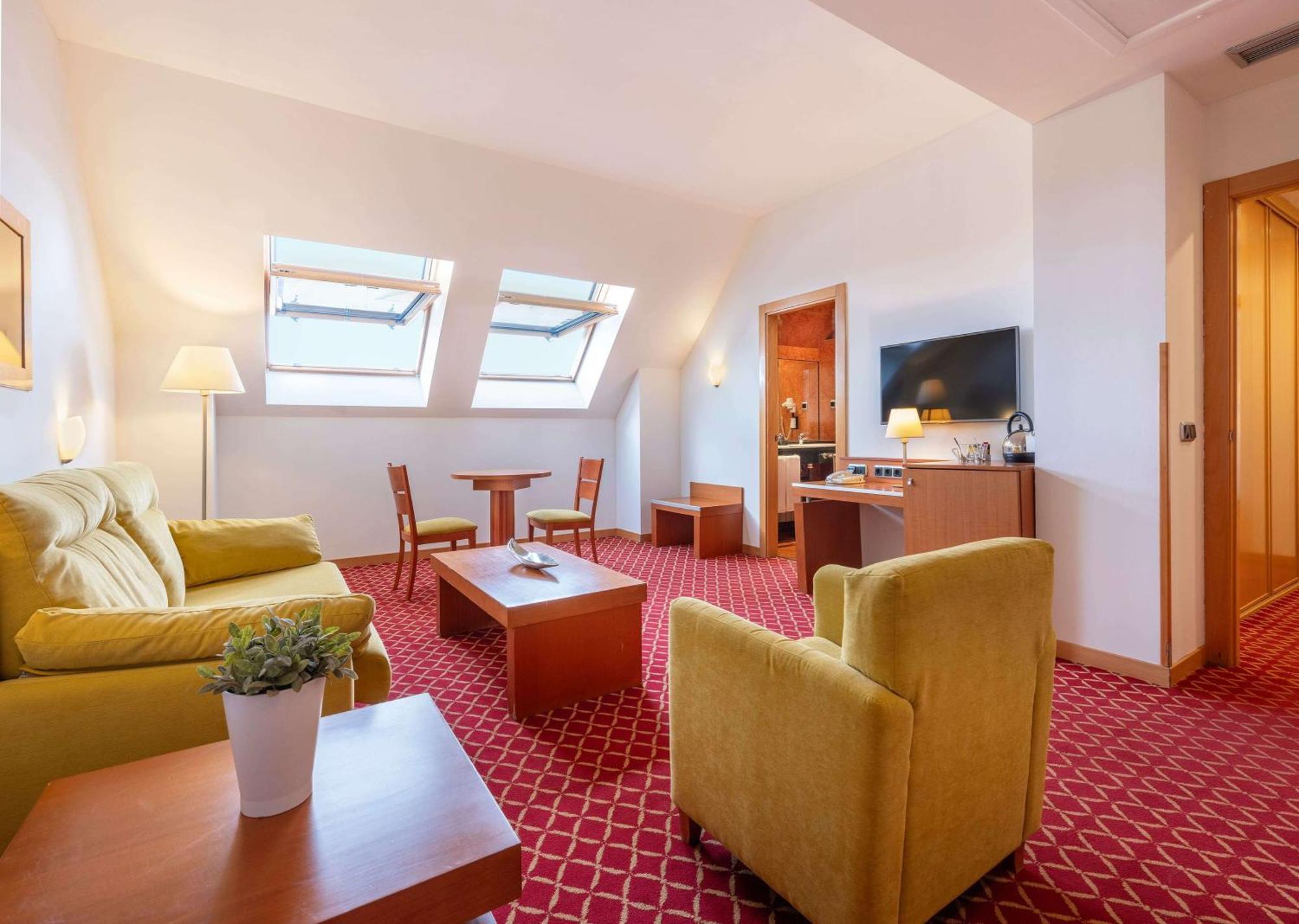 Hotel Zentral Leon Luaran gambar