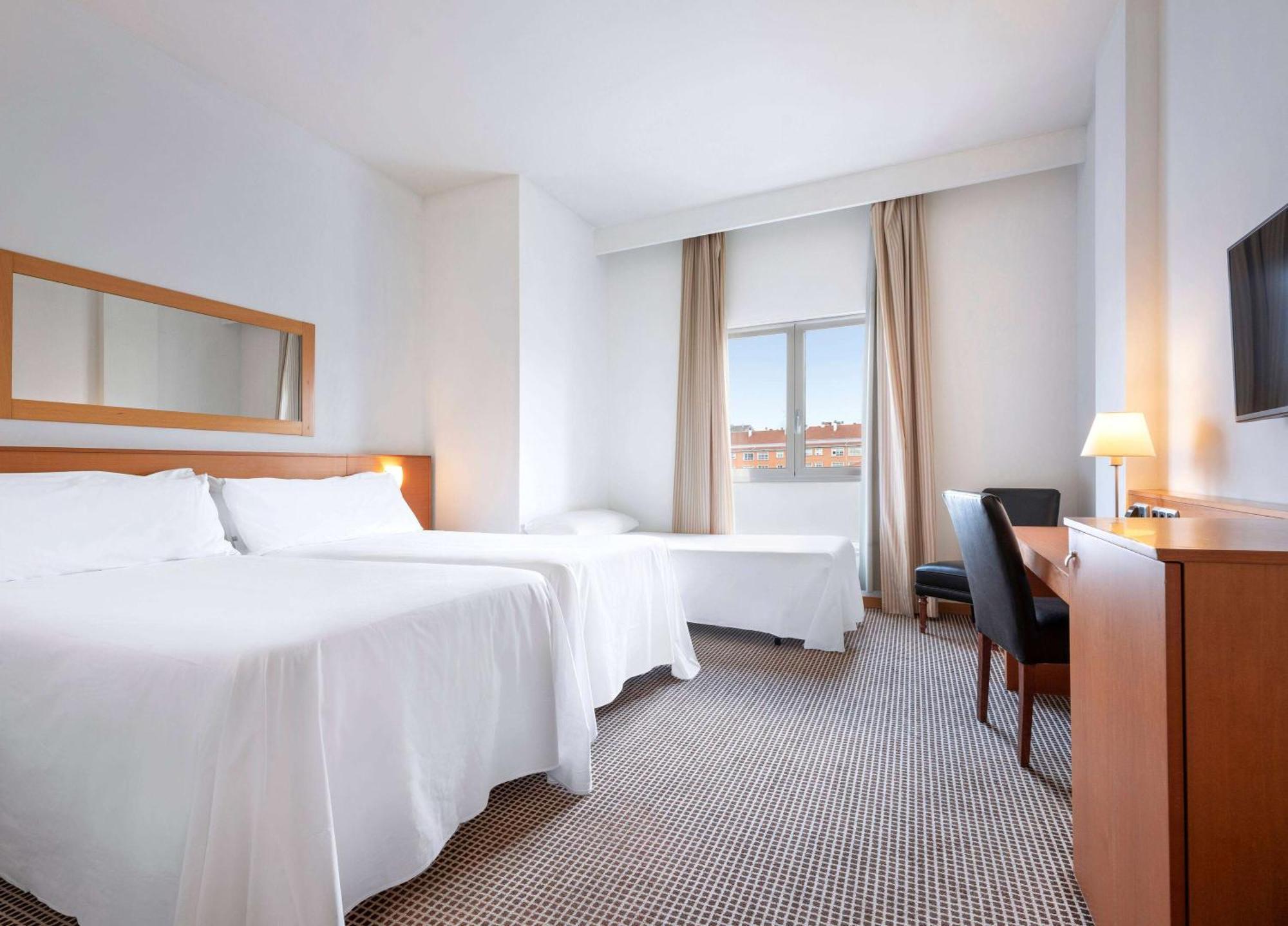 Hotel Zentral Leon Luaran gambar